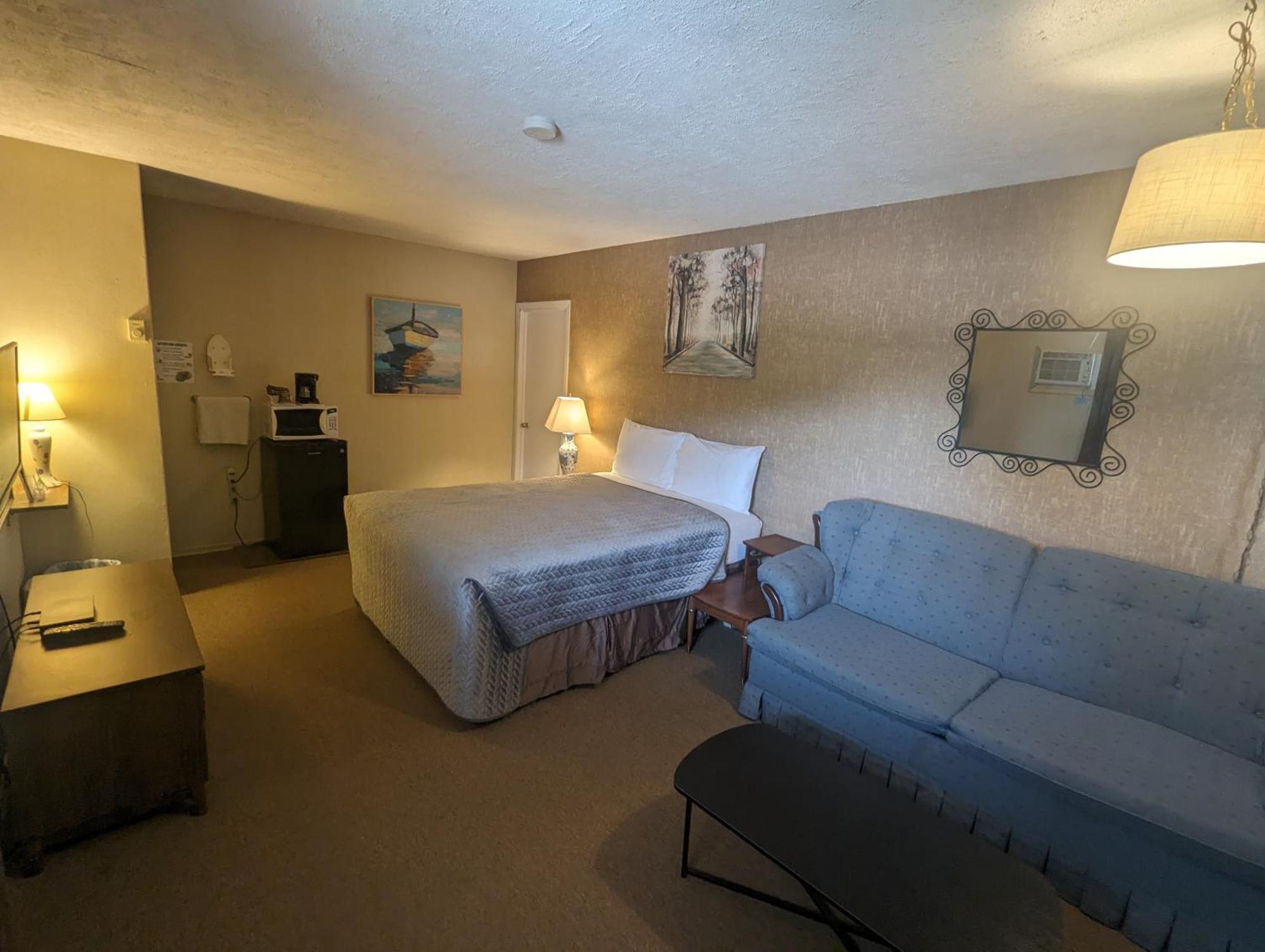 Pinewood Inn Barrys Bay Екстер'єр фото